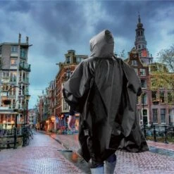 ESTARK Regenponcho - Herbruikbare Poncho Zwart - Fietsponcho Voor Dames En Heren - Regenjas - Hoge Kwaliteit - Poncho Herbruikbaar - Duurzaam - Poncho Zwart -Buitenkampeeruitrusting 1200x1200 679
