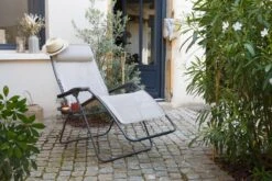 Lafuma RSXA XL Clip - Relaxstoel - Verstelbaar - Inklapbaar - Zero Gravity - Seigle 23 Lafuma RSXA XL Clip - Relaxstoel - Verstelbaar - Inklapbaar - Zero Gravity - Seigle -Buitenkampeeruitrusting 1200x800 109