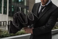 No Drip Umbrella® Stormparaplu - Opvouwbaar - Automatisch - Windproof Tot 100km/u - 108 Cm - Zwart 20 No Drip Umbrella® Stormparaplu - Opvouwbaar - Automatisch - Windproof Tot 100km/u - 108 Cm - Zwart -Buitenkampeeruitrusting 1200x800 133