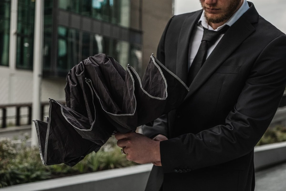 No Drip Umbrella® Stormparaplu - Opvouwbaar - Automatisch - Windproof Tot 100km/u - 108 Cm - Zwart 8 No Drip Umbrella® Stormparaplu - Opvouwbaar - Automatisch - Windproof Tot 100km/u - 108 Cm - Zwart - Afbeelding 6