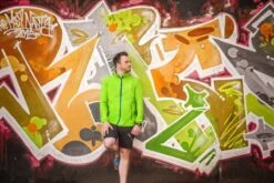 Mac In A Sac Origin 2 Regenjas Unisex - Neon Groen - Maat L 9 Mac In A Sac Origin 2 Regenjas Unisex - Neon Groen - Maat L -Buitenkampeeruitrusting 1200x800 155