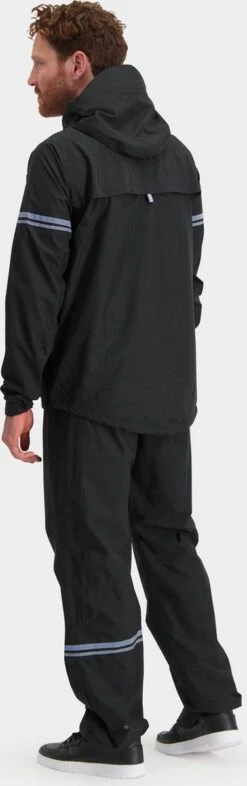 AGU Original Regenpak Essential - Zwart - XXXL - Dames & Heren - Waterdicht & Ademend 39 AGU Original Regenpak Essential - Zwart - XXXL - Dames & Heren - Waterdicht & Ademend -Buitenkampeeruitrusting 377x1200 13