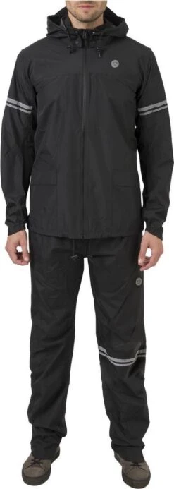 AGU Original Regenpak Essential - Zwart - XXXL - Dames & Heren - Waterdicht & Ademend 24 AGU Original Regenpak Essential - Zwart - XXXL - Dames & Heren - Waterdicht & Ademend -Buitenkampeeruitrusting 428x1200 2