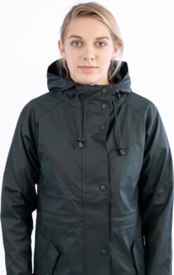 Ralka Regenjas Dames - Mizzle - Donkergroen - Maat 42 -Buitenkampeeruitrusting 759x1200