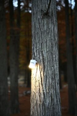 Luvego Luchtbed Pomp MINI PUMP - Oplaadbare Luchtbedpomp - 400LM Lantaarn - 3-in-1 -Buitenkampeeruitrusting 799x1200 23