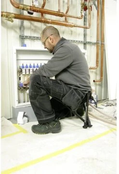 Walkstool - 3-Poots Krukje - Comfort 55 Cm - Verstelbaar - Zwart 28 Walkstool - 3-Poots Krukje - Comfort 55 Cm - Verstelbaar - Zwart -Buitenkampeeruitrusting 824x1200 1